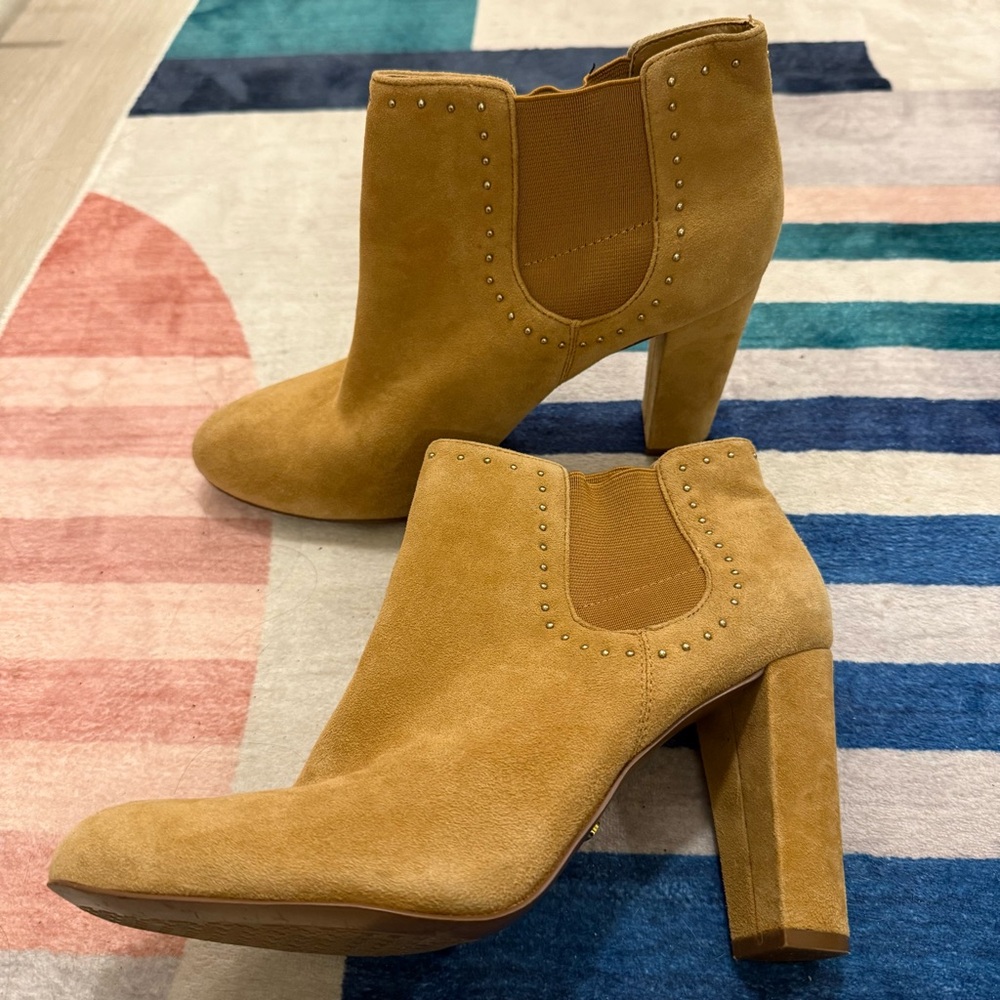 Lauren Ralph Lauren Vivianne Tan Leather Studded Heel Ankle Boots Size 8